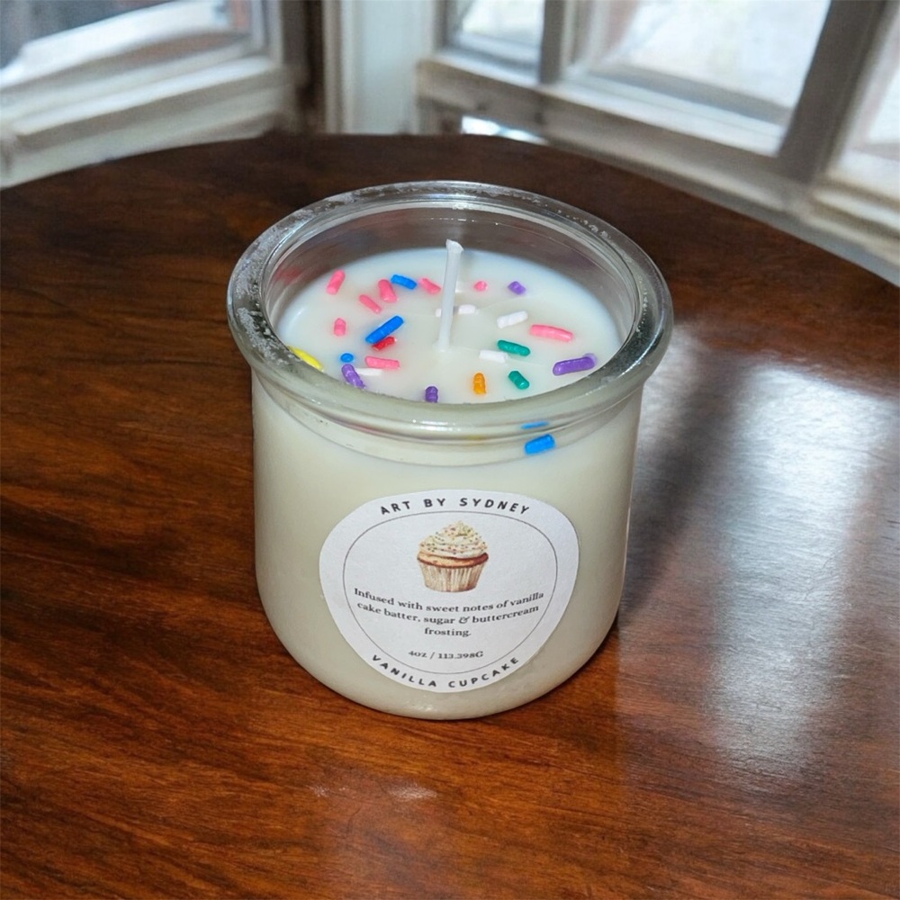 Vanilla Cupcake 4oz Candle Hand Poured - Picture 2 of 4